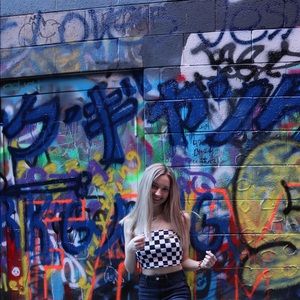 Meet your Posher, Olivia